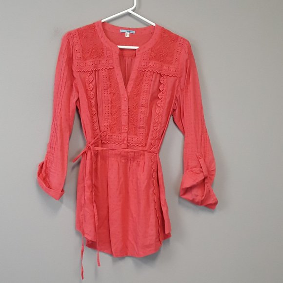 Anthropologie Tops - Anthropologie Leifnotes Pink Lace peasant Top